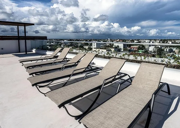 Chhavi Luxury 1 Bdrm Great Ocean View From Roof Apartment